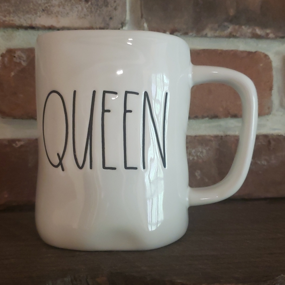 Rae Dunn QUEEN Mug
